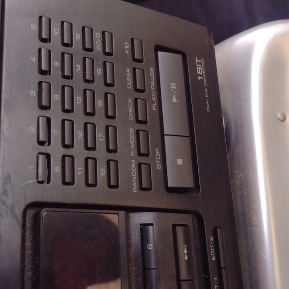 Kenwood Black CD Player - Picture 2 of 4